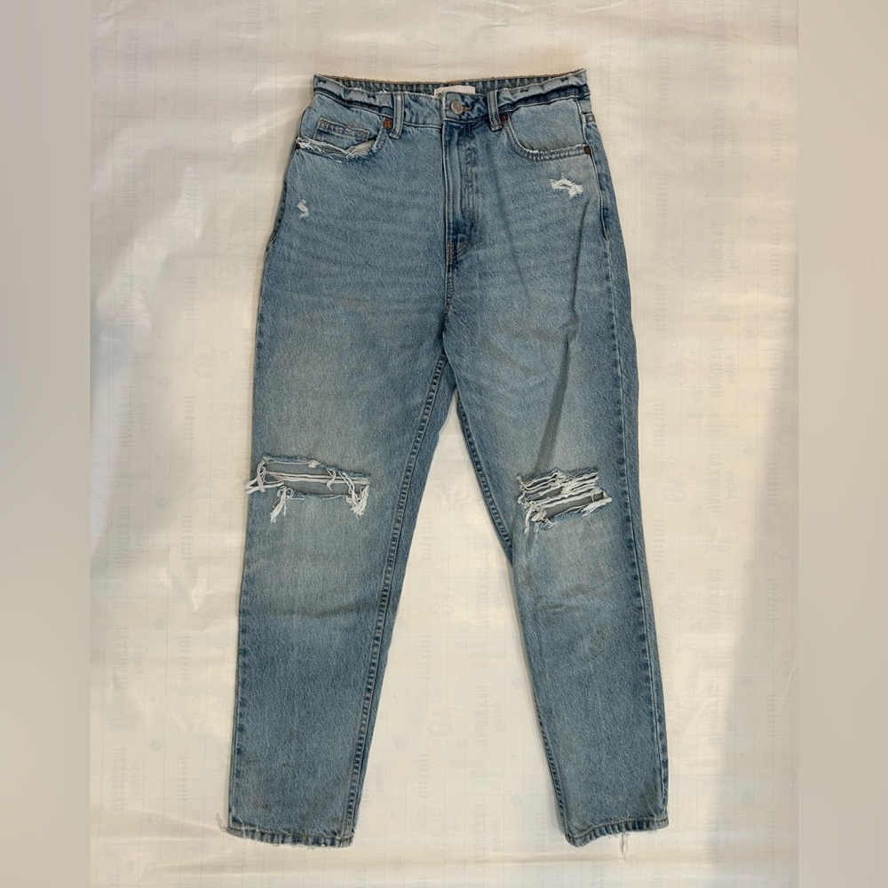 ZARA DENIM LIGHT BLUE WASH RIPPED JEAN